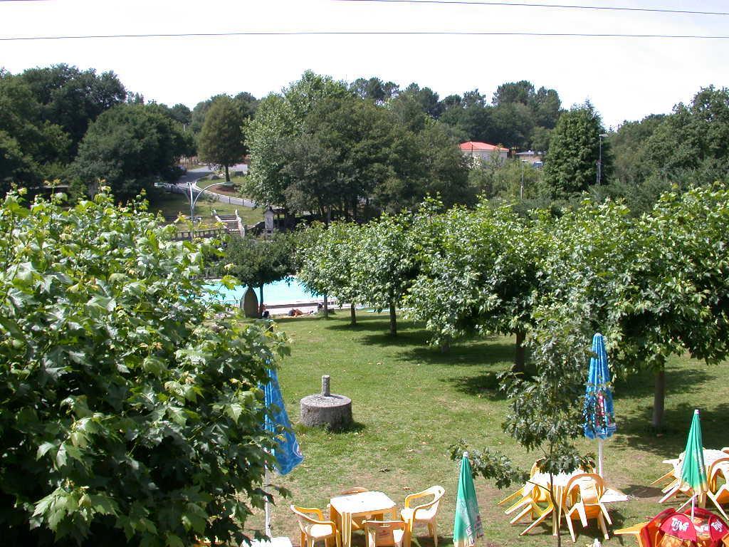 Camping Municipal De Monterroso Hotel Exterior foto