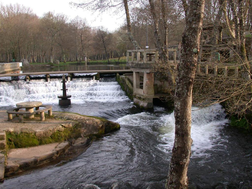 Camping Municipal De Monterroso Hotel Exterior foto